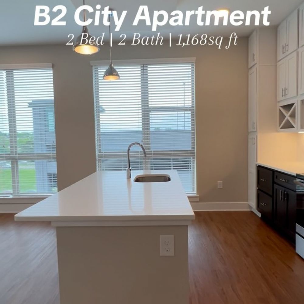 Come along for a tour of our B2 City Apartment 😍 

It features 2 Bed | 2 Bath and 1168sq ft of luxury living space ✨ Receive up to $1,000 OFF on ALL Midrise Floorplans! 

Ready to see it IRL? Schedule your tour atbthe link in out bio. 
 
#thisisnwrliving #luxuryapartments #vanalen #downtowndurham #luxurylifestyle #apartmentsforrent